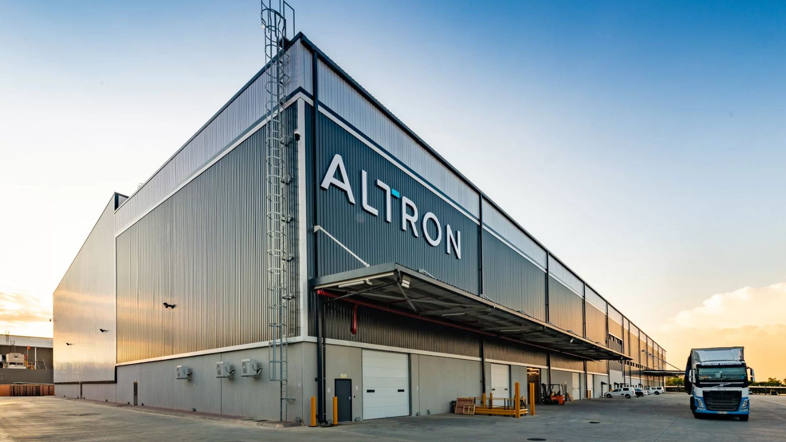 South African tech giant that doubled investors’ money in 5 years gives ...
