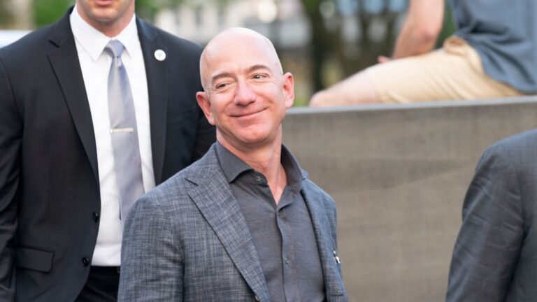 Bezos Space Rides South Africa’s R36 billion cannabis goldmine, and Jeff Bezos spends $30 ...